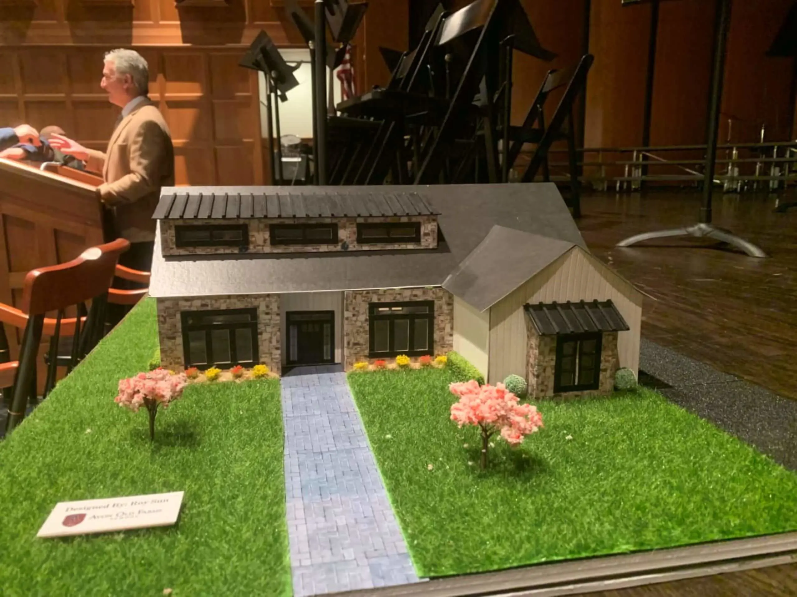 Award-winning architectural model by Roy Sun ’25.