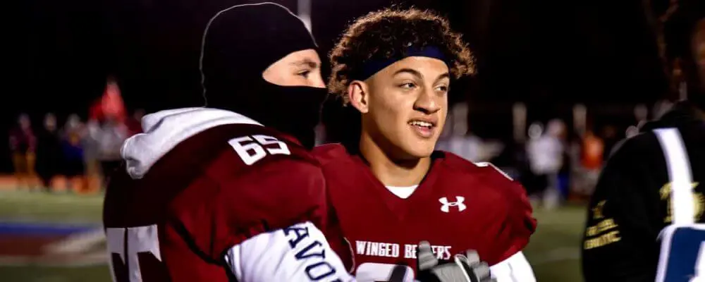 Avon Old Farms football players.