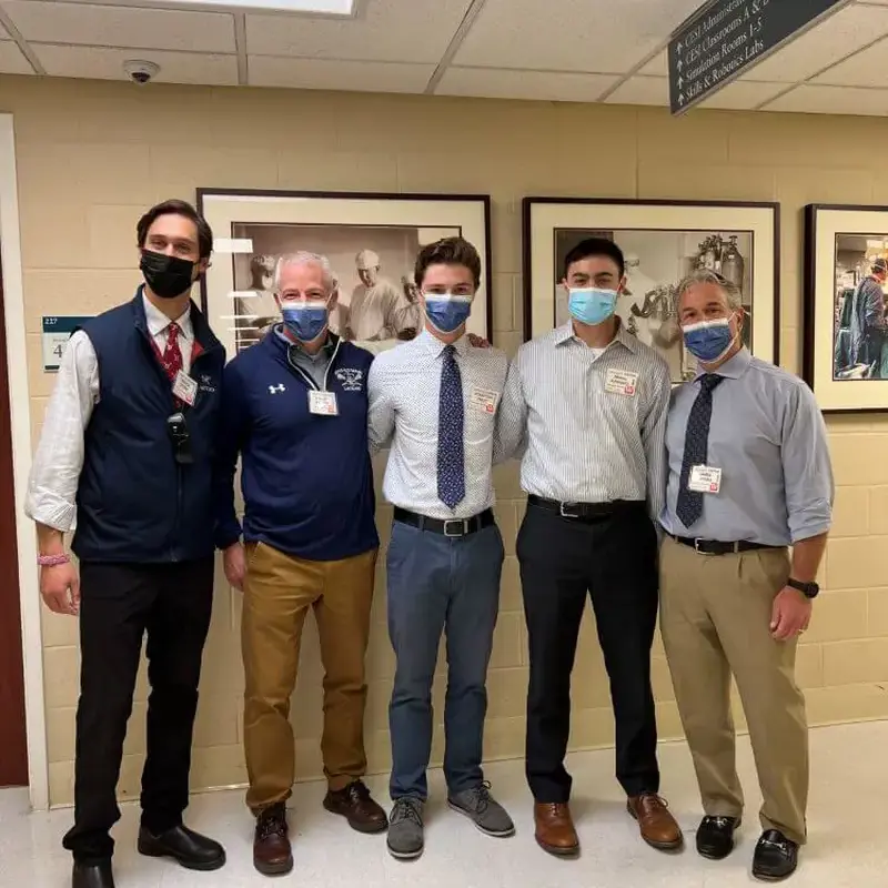 Mazen Abunasra ’23 and Stratton Pratt ’23 – Opportunities in Health and Medicine