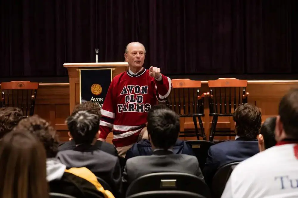 Visiting author Dr. Robert D. Ballard speaking to AOF students.