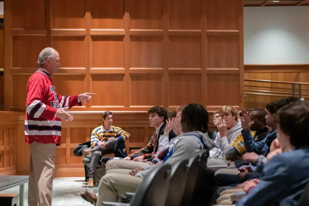 Visiting author Dr. Robert D. Ballard speaking to AOF students.