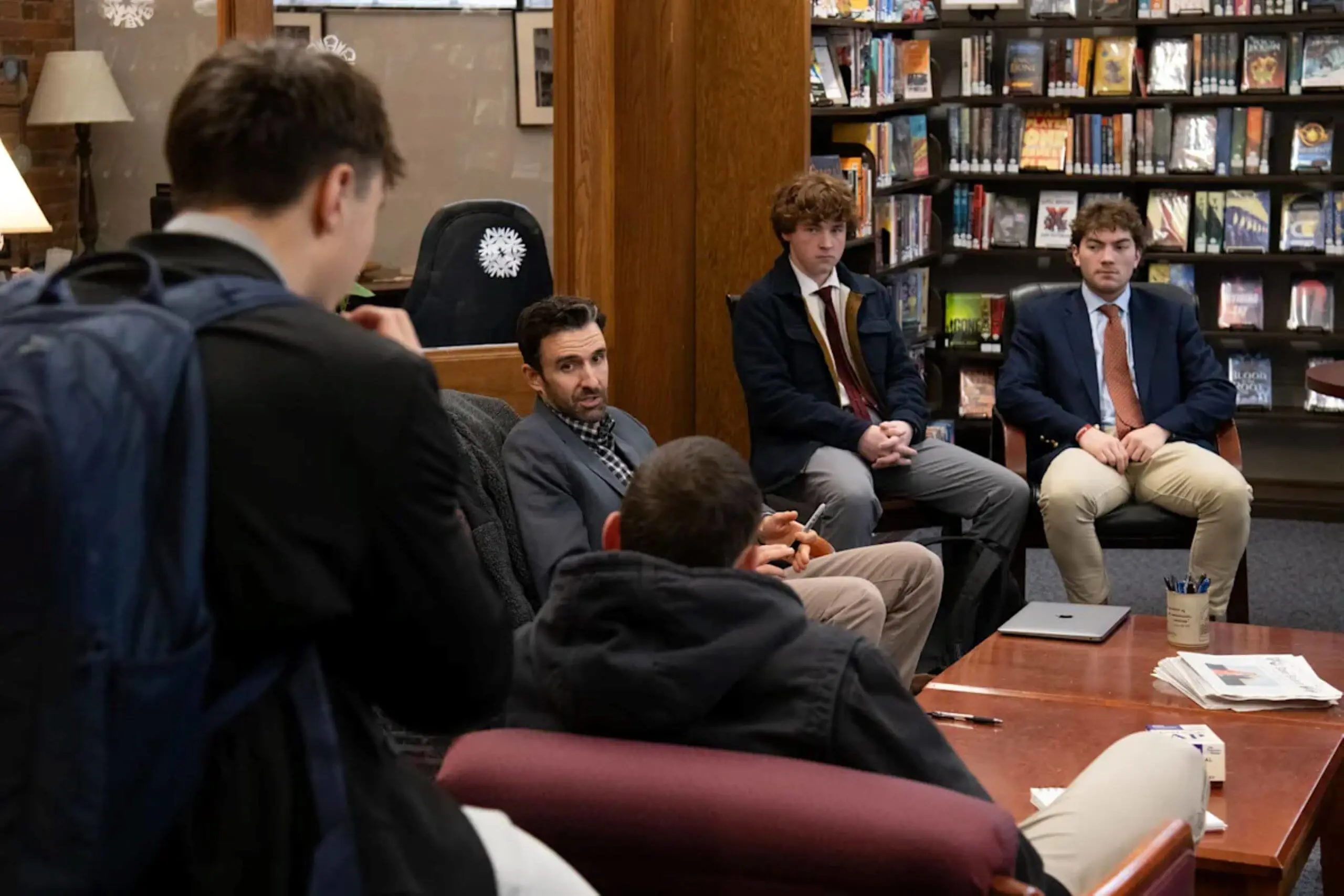 Visiting Author Michael Easter in discussion with Avon Old Farms students.